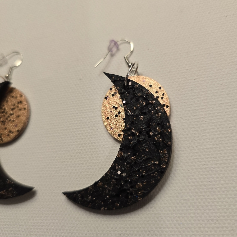 HANDCRAFTED Wood Crecent Moon Earrings HANDPAINTED Dangle Pierced Earrings - Picture 7 of 16